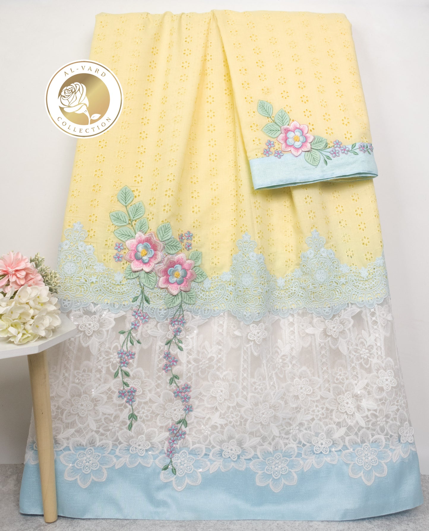 Bright Yellow Hakoba Rida With Heavy Lace & Floral Work On It