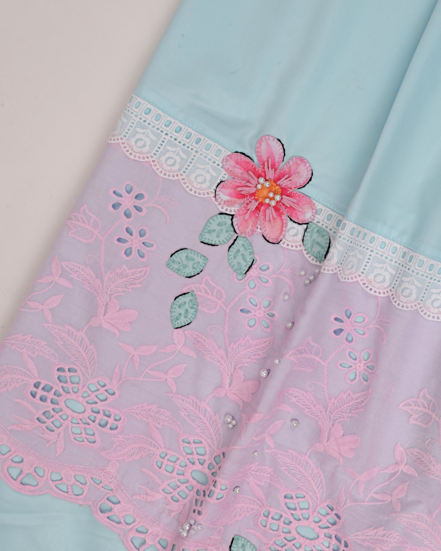 Light Blue Rida With Smart Lace & Floral Applique Work