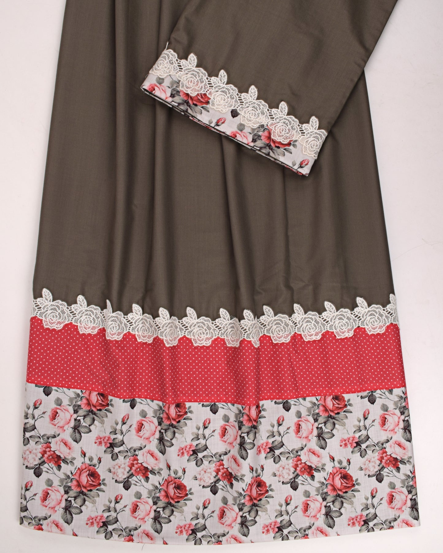 Dark Hazelnut With Smart Lace & Floral Print Panel