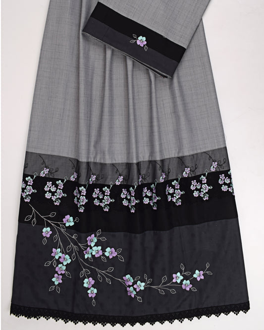 Light Grey Rida With Black Combination Panel & Embroidery Work On Lace