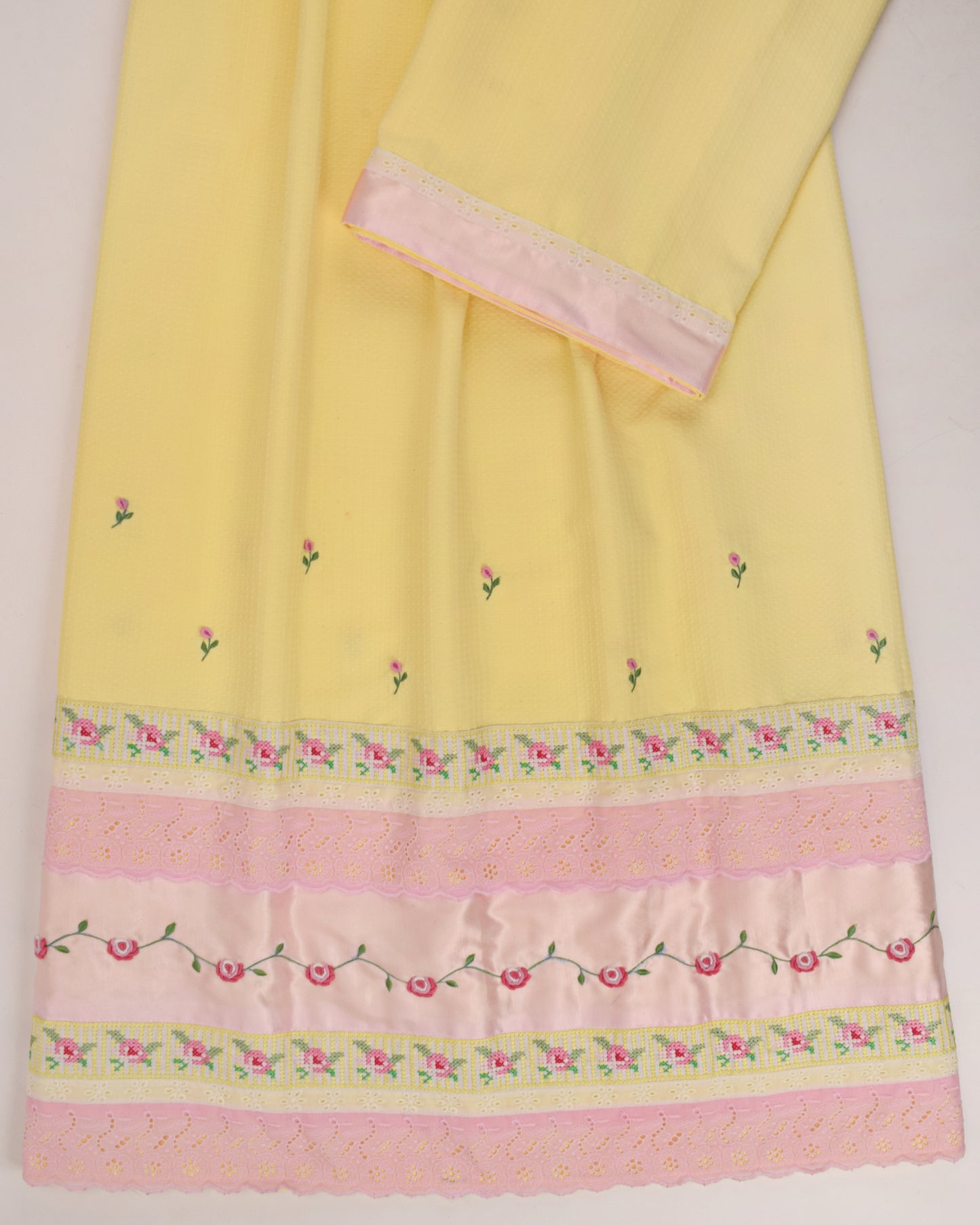 Imported Yellow Rida With Smart Panel Crosscet Belt & Lite Floral Work