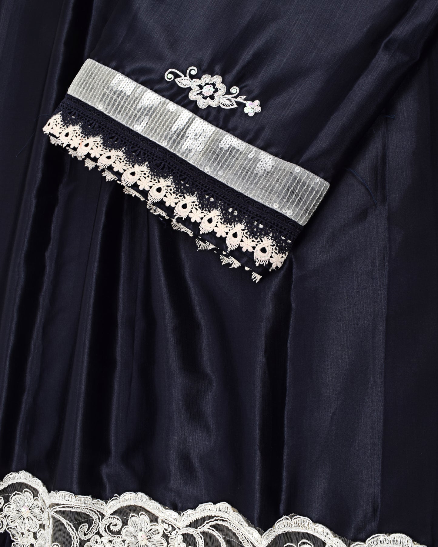 Navy Blue Silk Rida With Smart Lace & Aari Work