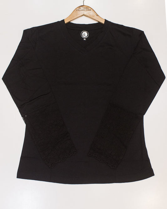 Al Vard Black T-Shirt With Net Sleeves