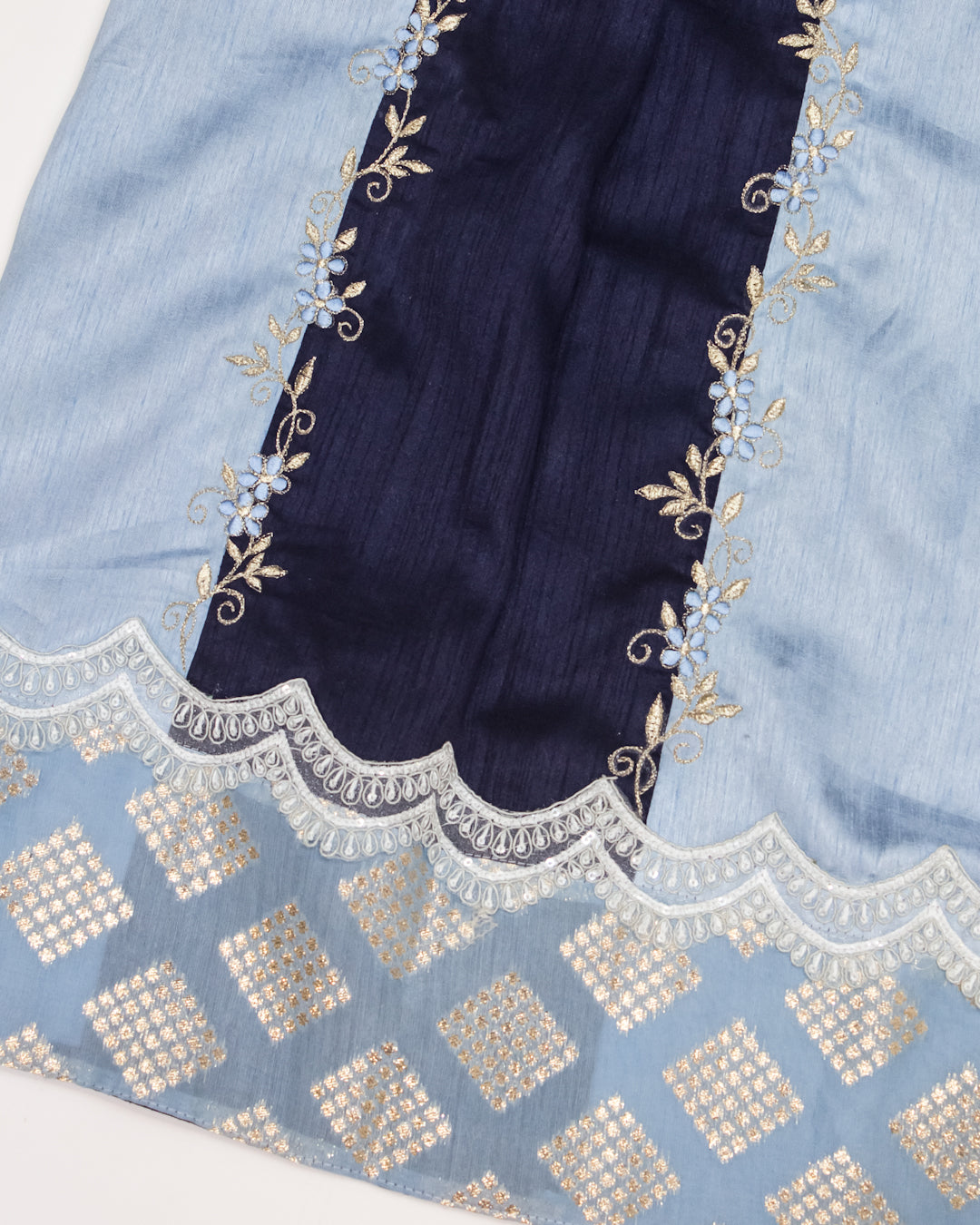 Light Blue & Navy With Standing Pattern & Embroidery